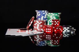 တိုက်ရိုက် ကာစီနို Live Dealer ဂိမ်းများ